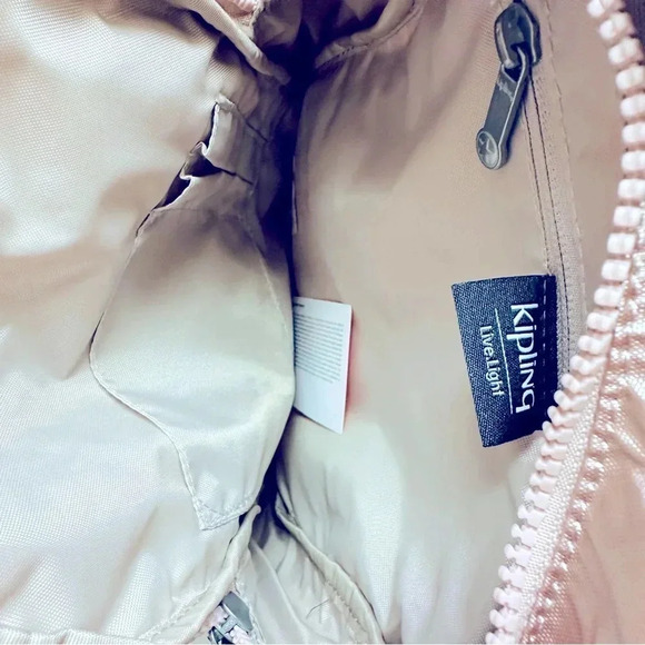 NWT Kipling Klynn Quartz Metallic Sling Backpack - Picture 10 of 12